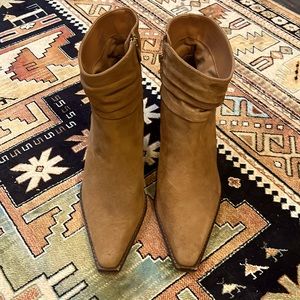 Vince Camuto 8.5 Nerlinji shortie booties